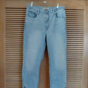 Levi's Premium 724 High Rise Straight Leg Button Shank Women's Jeans Size 32